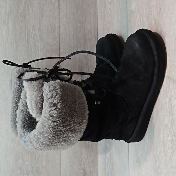 Ugg Australia Women 1892 Tall Leather Sheepskin Lace Up Boots Sz 7 - Picture 1 of 13